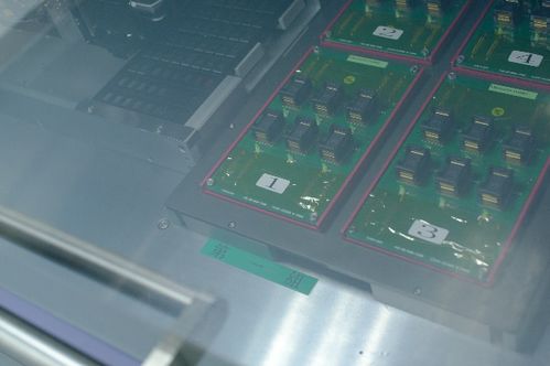 電腦儲存設(shè)備廠內(nèi)幕大揭秘 從顆粒篩選到軟硬件研發(fā)的完整鏈條